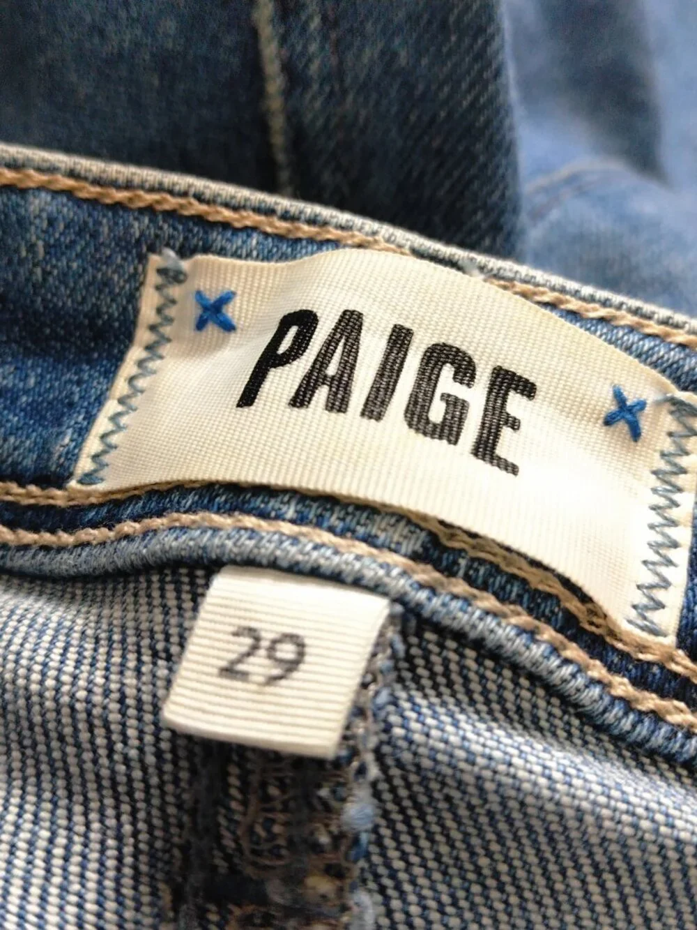 PAIGE Sarah Slim Crop Skysong Wash Size 29 Destroyed Hem Casual Denim Jeans